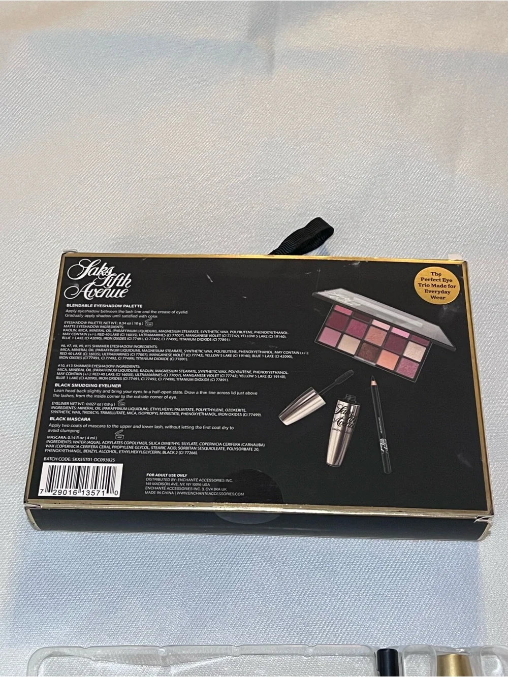 Saks Fifth Avenue Blendable Eyeshadow Palette Set with Mascara & Eyeliner